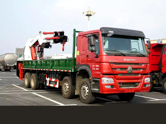 四軸重型隨車吊