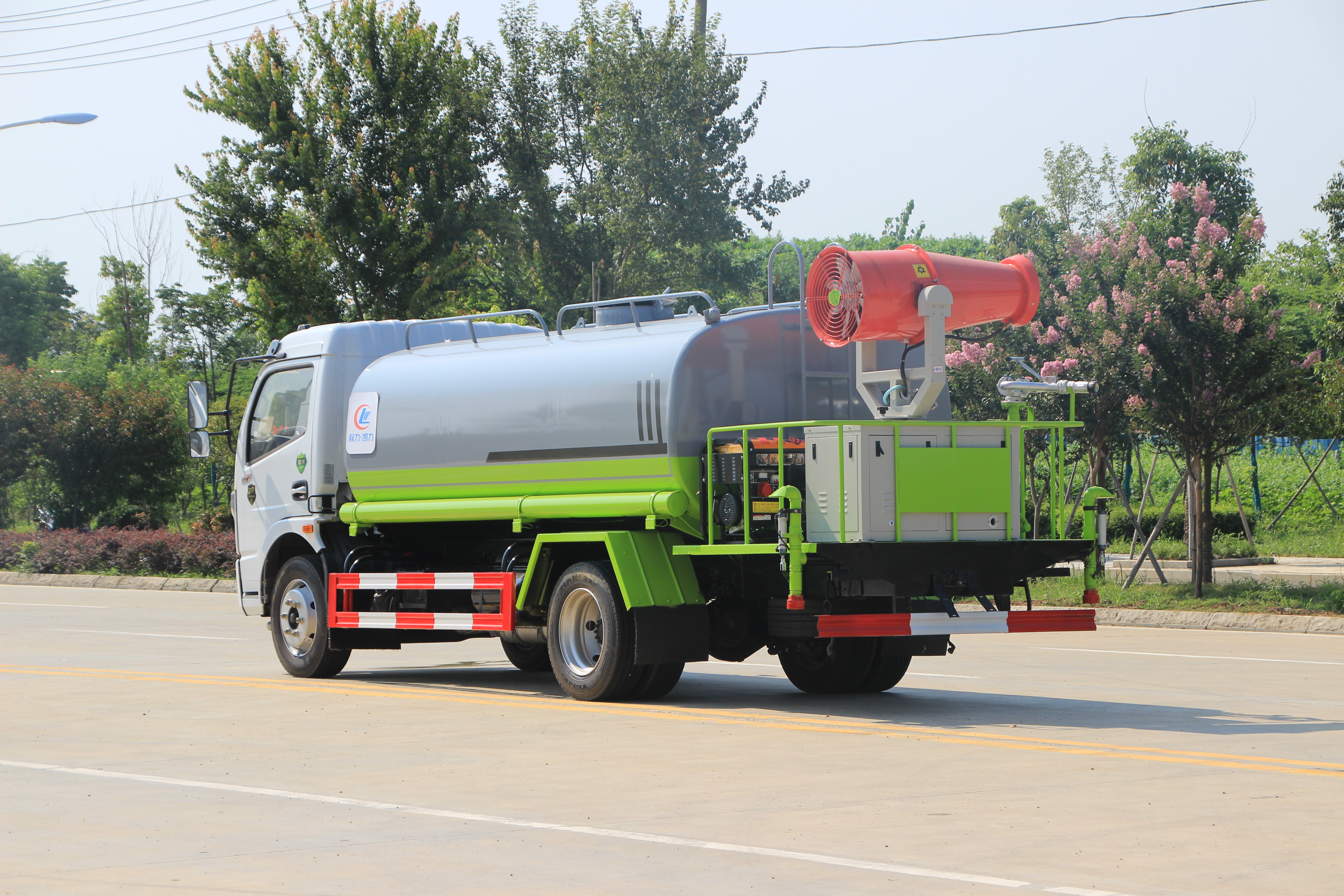 30米霧炮車-30型柴油霧炮機現場視頻